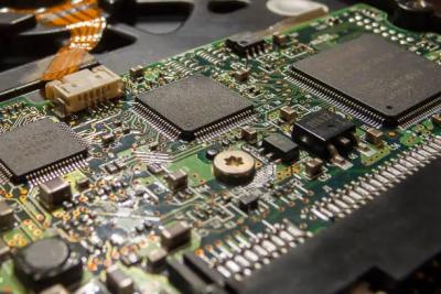 中国 OEMの4つの層プロトタイプ板PCBアセンブリはAOIの点検を整備する 販売のため