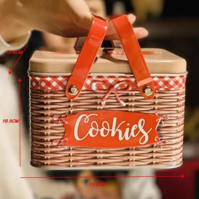 China Customized Factory Price Rectangle Suitcase/Candy/Cookie Wedding Tin Packing Box Gift Tin Packaging Box with Handle for sale