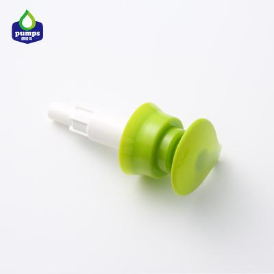 Chine Pompe en plastique de la lotion 400 de la lotion 28 de pompe de la tête 28mm 24mm de pompe de distributeur de savon à vendre