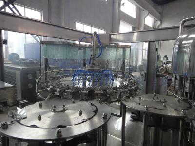 China Reduzca la máquina de rellenar del jugo/la máquina de rellenar líquida automática de los refrescos a pulpa de Mirinda en venta