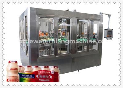 China Máquina de enchimento quente automática do leite de feijão de soja da garrafa com cabeça 8 tampando à venda