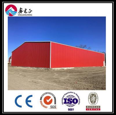Chine Q345B Entrepôt en acier préfabriqué Atelier de structure en acier avec fenêtre vers le haut à vendre