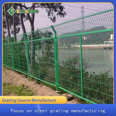 China Fio verde de aço resistente à corrosão Mesh Fencing Guardrail Netting à venda