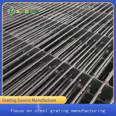 China Hot Dip Galv Galvanized Metal Grating Grid Floor for sale