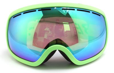 China Windproof Ski Goggles Three Layer Foam Thickness 15mm Stylish Unisex Design for sale