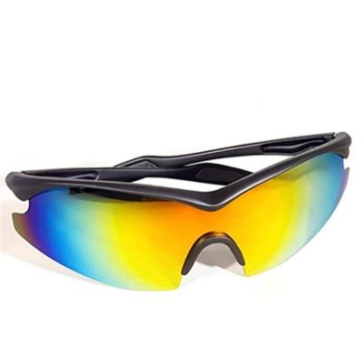 China PC Frame Polarized Sunglasses UV400 Protection Anti Glare For Sports / Travelling for sale