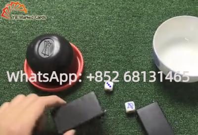 Cina 12mm/16mm di plastica tagliano il gioco a cubetti stabilito del casinò di gioco tagliano con la stampa animale in vendita