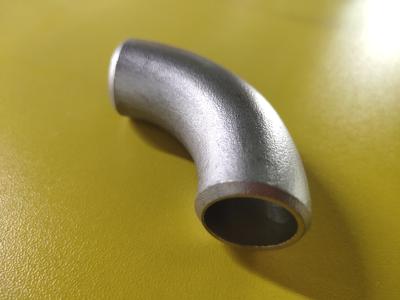 中国 Hastelloy B-3 UNS N10675の合金鋼の管付属品90D 3のインチSch40の鋼鉄継ぎ目が無い管付属品は肘で突きます 販売のため