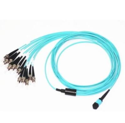 China Cable de alta densidad del tronco de MPO, MPO al cordón de remiendo de fibra óptica del ST OM3 en venta