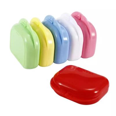 China Lockable Lightweight Dental Denture Box For Orthodontic Mouth Guard for sale
