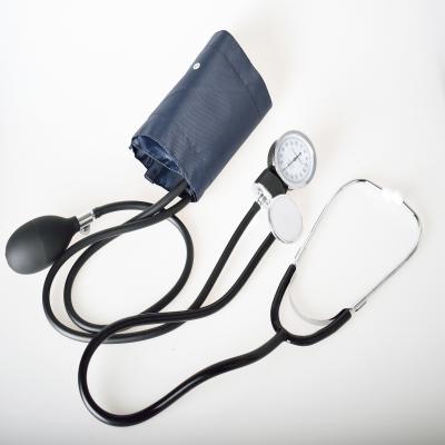 Chine Sphygmomanometer portatif de latex d'alliage d'aluminium avec Stethscope à vendre