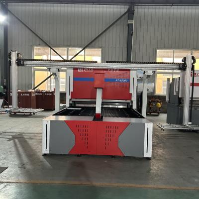 China 2000mm Flexible Panel Bender Automatic Loading Unloading Sheet Metal Bending Center for sale
