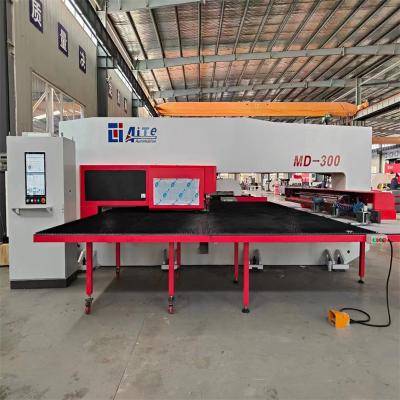 中国 Rexrothシステム タレットの打つ機械CNCのタレットの穴あけ器のセリウムの証明書 販売のため