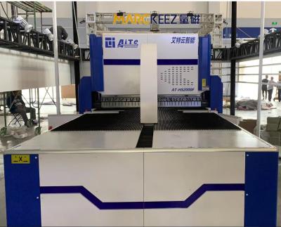 China 2000mm CNC Panel Bender With Pressure Arm Carbon Steel Aluminum Automatic Panel Bender for sale