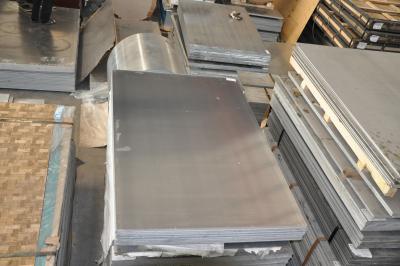 Chine Plaque d'aluminium anodisée de calibre 16 à bord débossé à vendre
