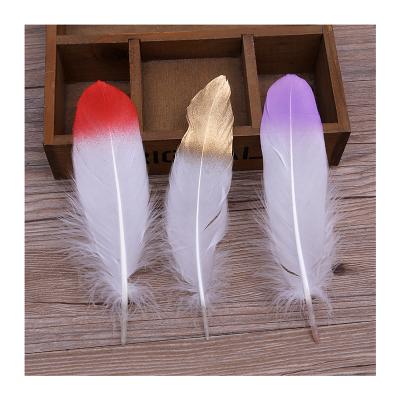 China 14-20cm Colorful Dyed Feather Double Color Goose Feather For Festival Decoration for sale