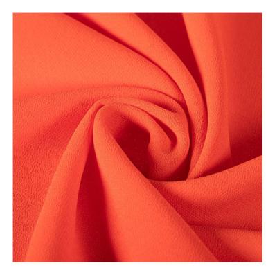 中国 75D High Twist Chiffon Pearl Spring Summer Long Skirt Chiffon Fabric Breathable Light Cloth Curtain Polyester Fabric 販売のため