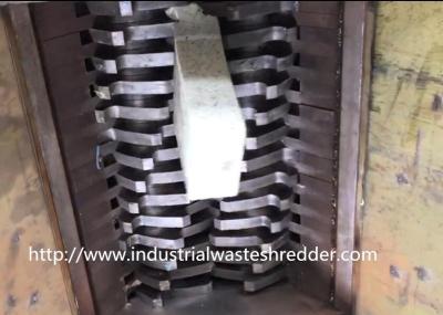 China Industrial Double Shaft Shredder Machine For Waste Mattress / Rubber Foam for sale