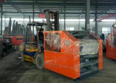China Recycling Plastic Film Shredder High Efficiency With Rotating Twisted Knife for sale