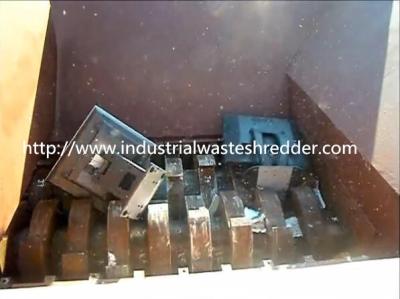 China Waste Computer Four Shaft Shredder Low Labor Intensity For Coarse Shredding for sale