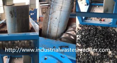 China Scrap Waste Plastic Pipe Shredder , Hollow Container Pvc Pipe Shredder for sale