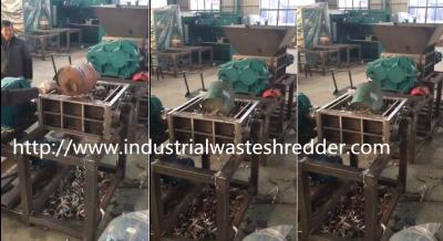 China Metal Aluminium Can Shredder Low Speed With Automatic Overload Protection for sale
