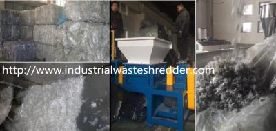 China Scrap PE / PP Film Double Shaft Shredder High Torque For Agricultural for sale