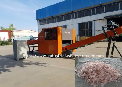China Waste Airbag Rag Cutting Machine Vehicle Safety Airbag Cloth Shredder Large Capacity for sale