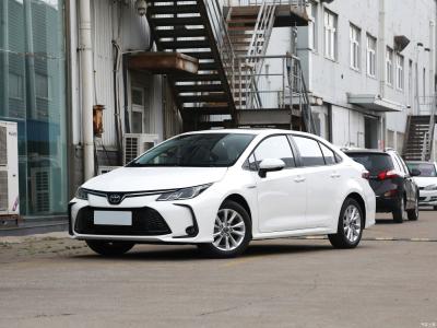 China 2023 1.8L Toyota Coches de gasolina eléctrico inteligente híbrido Elite Versión Blanco en venta