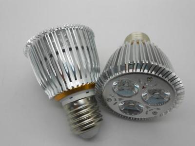 Chine 3w 5w 7w Dimmable a mené les ampoules 2700k - 6500k 80-90lm/W de projecteur à vendre