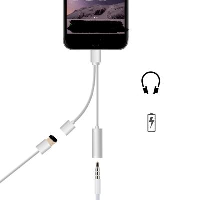 China Converter USB Date able for iPhone 7 8 earphone adaptor data cable to 3.5mm Headphone Headset charger charging earphone for sale
