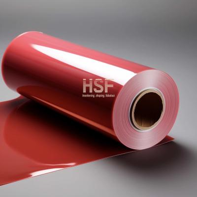 China Rollo de película de polietileno rojo opaco de 60 uM utilizado para revestimientos barreras al vapor en venta