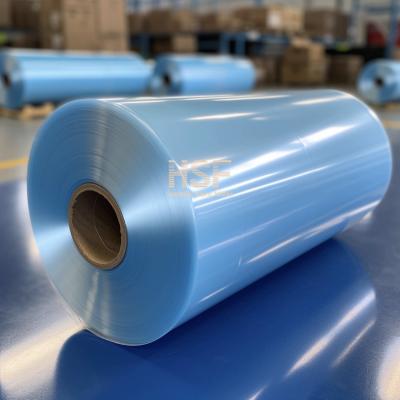 China Película de polietileno de baja densidad azul translúcido de 35 micrones Película de LDPE en venta