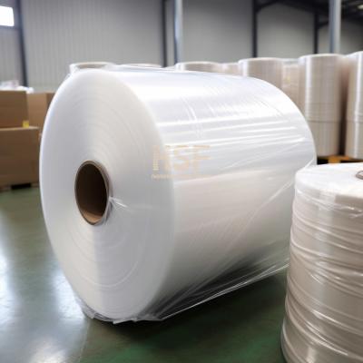 Китай 50uM Прозрачная белая моноаксиально ориентированная полиэтиленовая пленка для упаковки продается