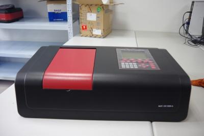 China Trübungs-sichtbares Doppelstrahln-UVspektrofotometer-Prüfung unter umgebungsbedingter Beanspruchung zu verkaufen