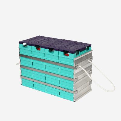 China 3000 Cycles Lithium Ion Solar Battery , 12V - 240V Solar Energy System IEC62619 for sale