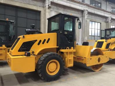 China 8 T Full - Hydraoulic Vibratory Road Roller CLG610H SR10P Work With Sheep Foots for sale