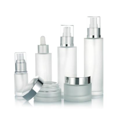 China Customization Skincare Lotion Bottle empty glass pump bottles 20ml 30ml en venta