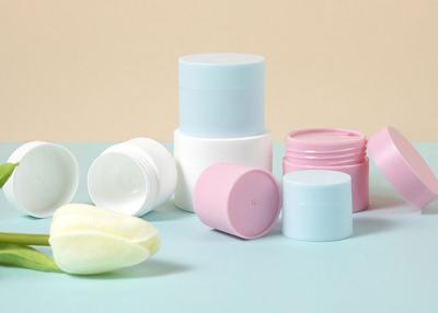 中国 50g Sustainable Packaging PP Cream Jar With Replace Inner Jar Leakage Proof 販売のため