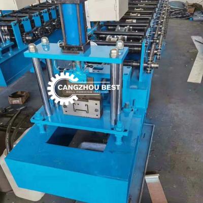 Chine Machine galvanisée automatique de petit pain de Purlin de l'acier W M 16Mpa ancienne à vendre