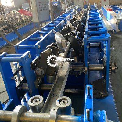 China Perno prisionero galvanizado de la mampostería seca y rollo de la pista que forma la máquina en venta
