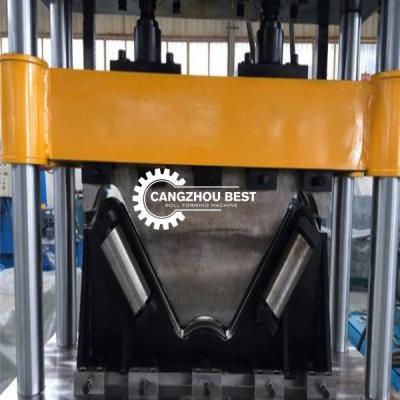 China 300mm Roof Panel CE K Span Roll Forming Machine for sale