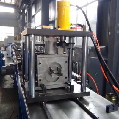 中国 直立したビーム機械を形作る選択的な貯蔵3.0mmの悩ますロール 販売のため