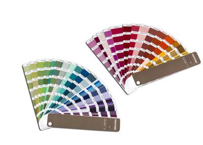 Chine Échantillons de couleur de TPX/TPG Pantone que chaque couleur montrée avec la coordination numérote à vendre