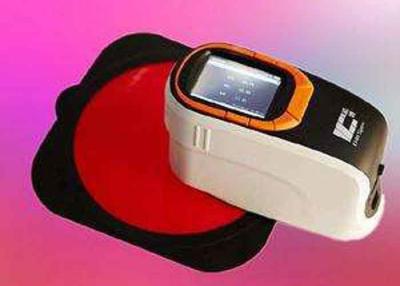 China Espectrofotômetro portátil da cor da eficiência elevada para a medida de cor plástica na garrafa do HDPE à venda