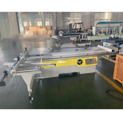 China Sliding table precision panel saw machine industrial wood saws Sierra Deslizante sierras de paneles Sierra Para Corte De Tablero for sale