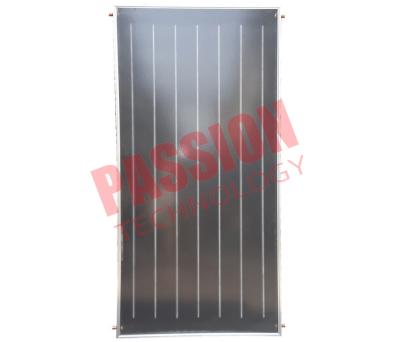 China Coletor solar natural de placa lisa da circulação para o aquecedor de água solar da pressão compacta à venda