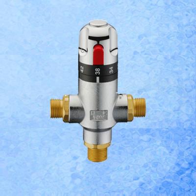 China Válvula de mezcla termostática del agua ajustable del latón en venta