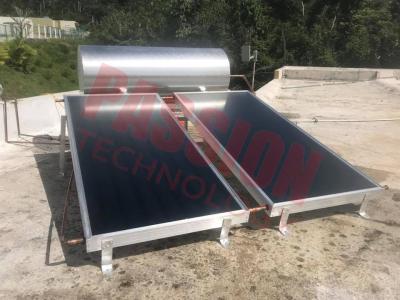中国 250L CE統合的な平板太陽熱温水器ステンレス鋼の家庭用 販売のため