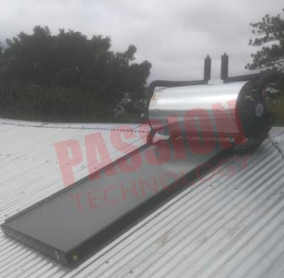 China Blue Film Water Heating System For Home , Blue Titanium Flat Panel Solar Collector for sale